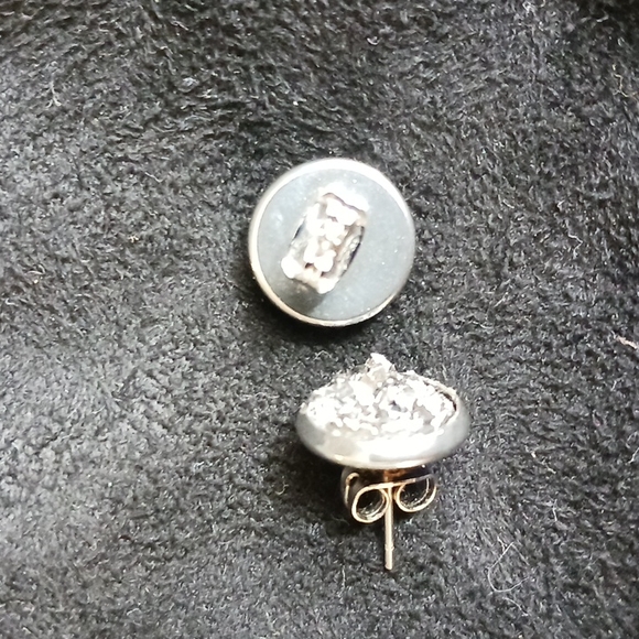 Sparkly black/silver tone studs - Picture 3 of 3